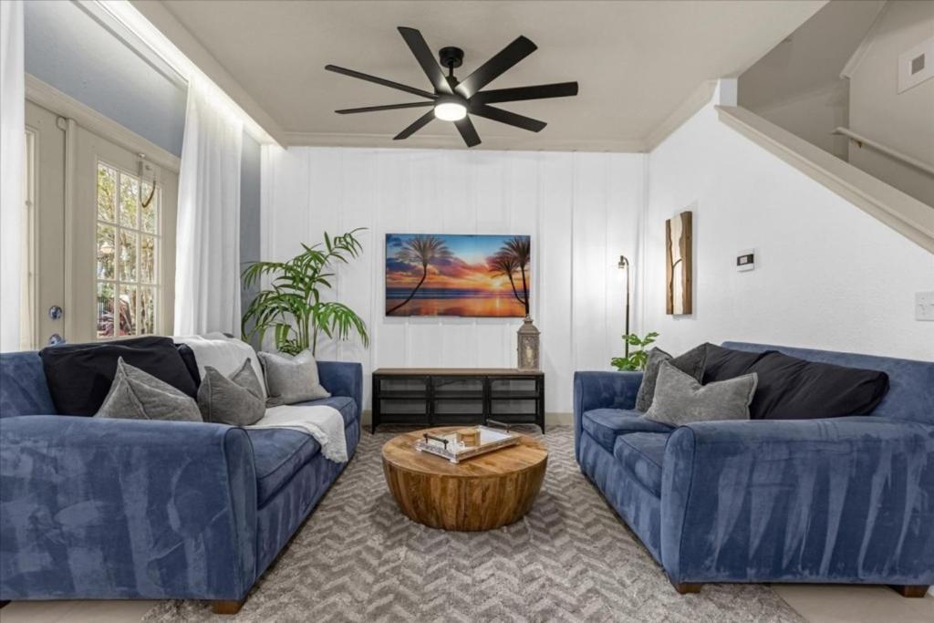 4 Bedrooms- 3 Bathrooms Lucaya Village 9-104 Lv 키시미 외부 사진